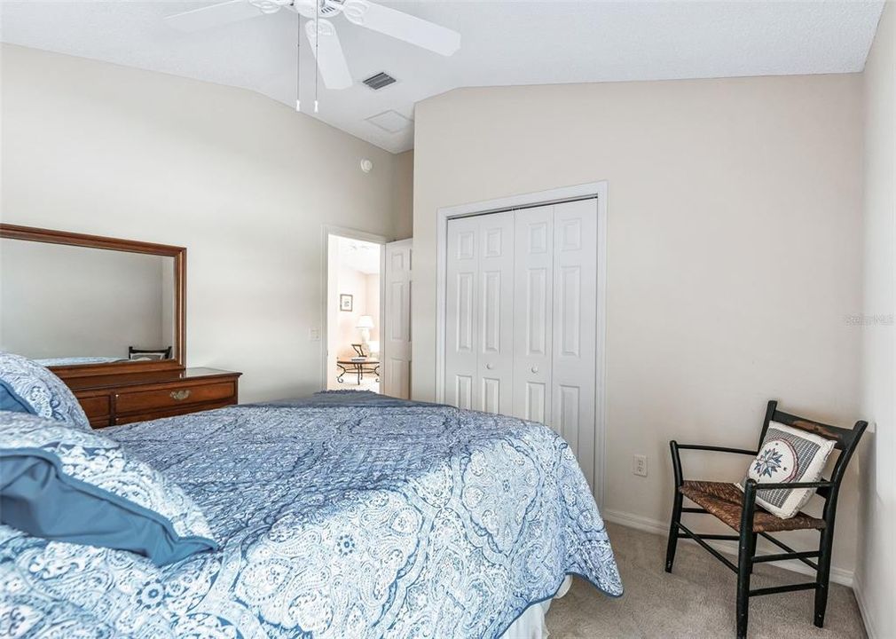 For Sale: $395,000 (3 beds, 2 baths, 1372 Square Feet)