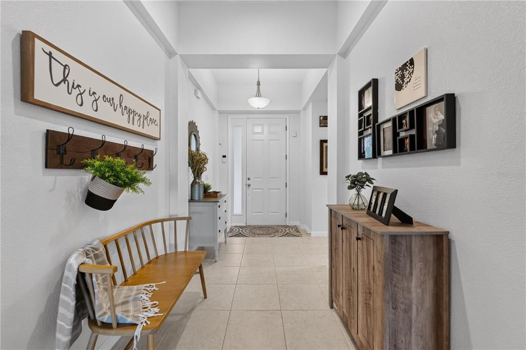 En Venta: $387,000 (4 camas, 2 baños, 2153 Pies cuadrados)