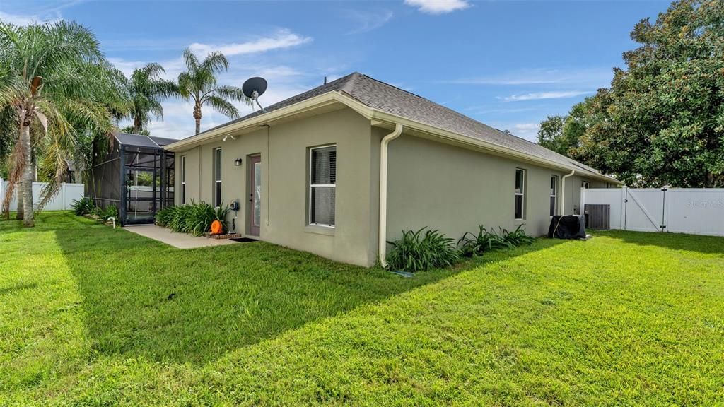 En Venta: $574,900 (4 camas, 3 baños, 2661 Pies cuadrados)