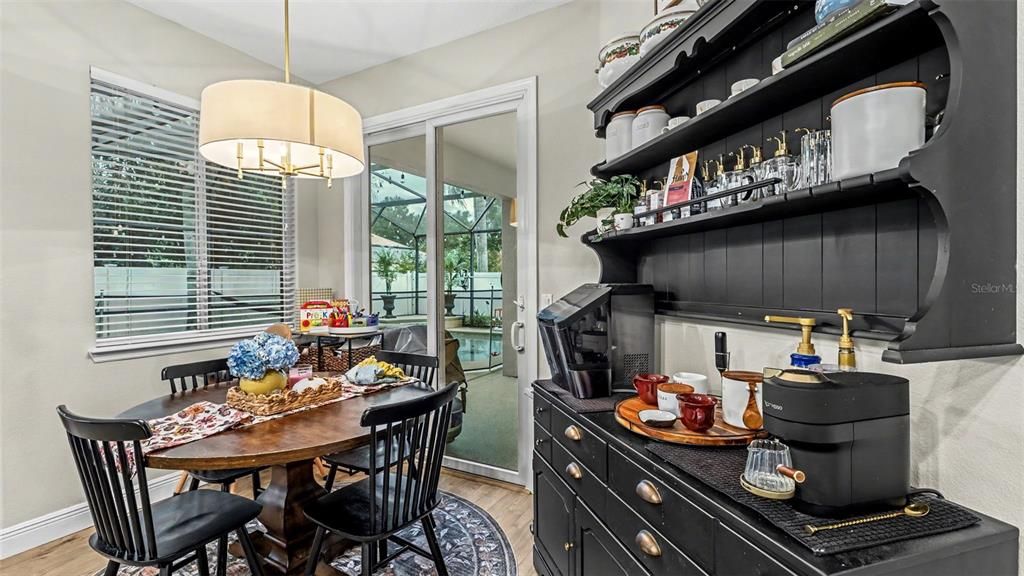 En Venta: $574,900 (4 camas, 3 baños, 2661 Pies cuadrados)
