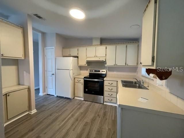 For Rent: $1,825 (2 beds, 2 baths, 1344 Square Feet)