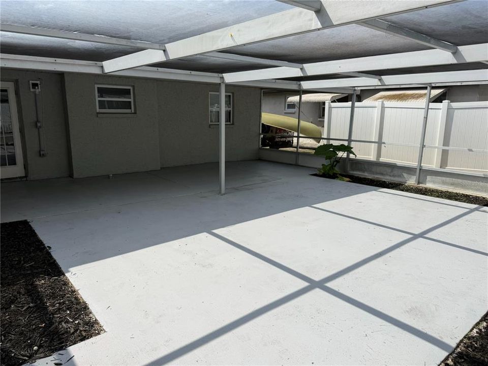For Rent: $1,600 (3 beds, 2 baths, 1006 Square Feet)