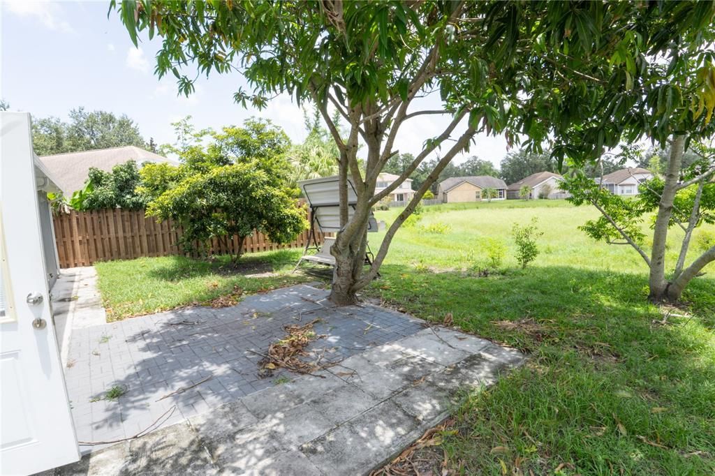 For Rent: $2,850 (4 beds, 2 baths, 2670 Square Feet)