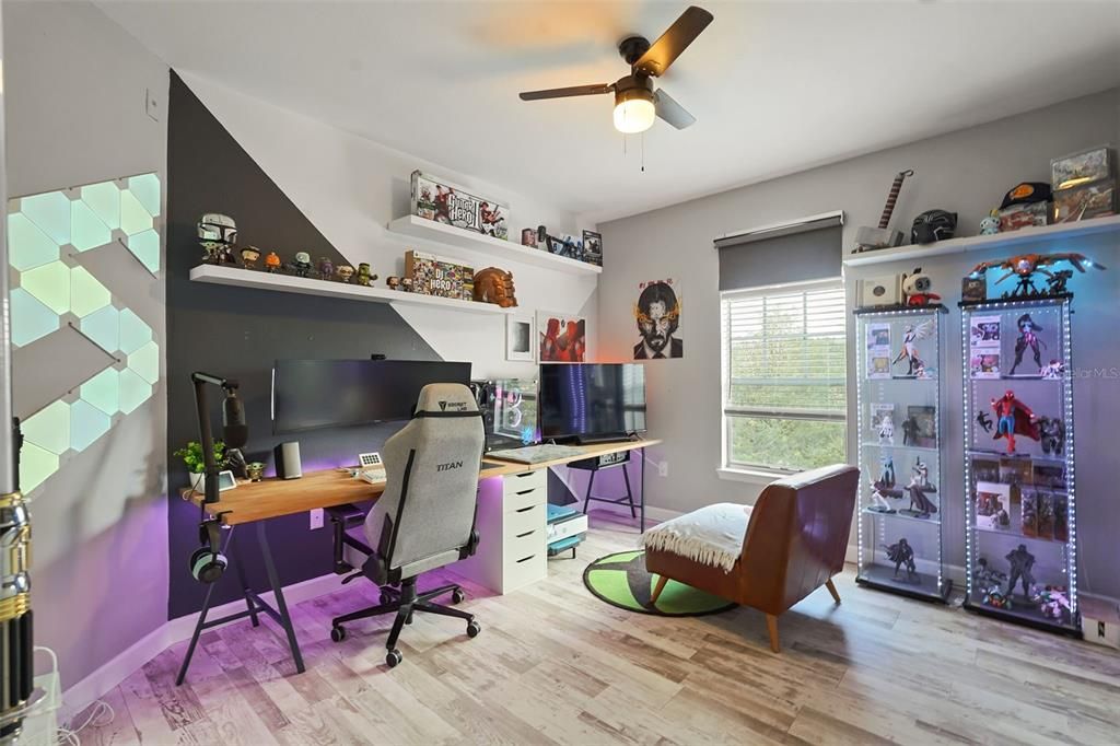 For Sale: $224,900 (2 beds, 2 baths, 1398 Square Feet)