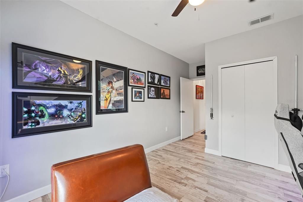 For Sale: $224,900 (2 beds, 2 baths, 1398 Square Feet)