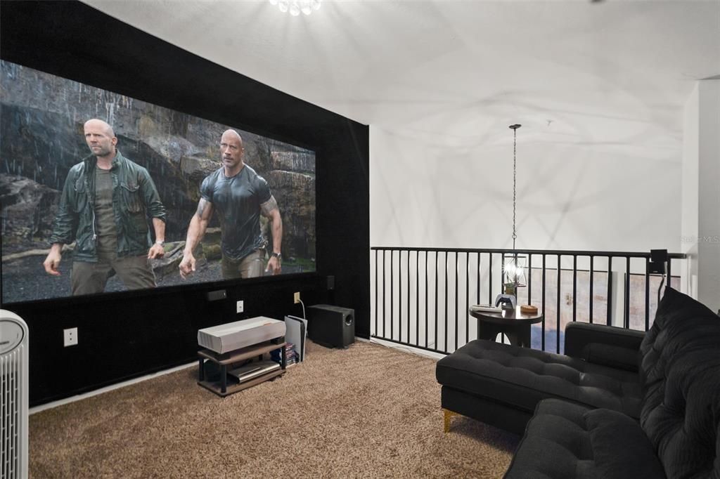 For Sale: $224,900 (2 beds, 2 baths, 1398 Square Feet)