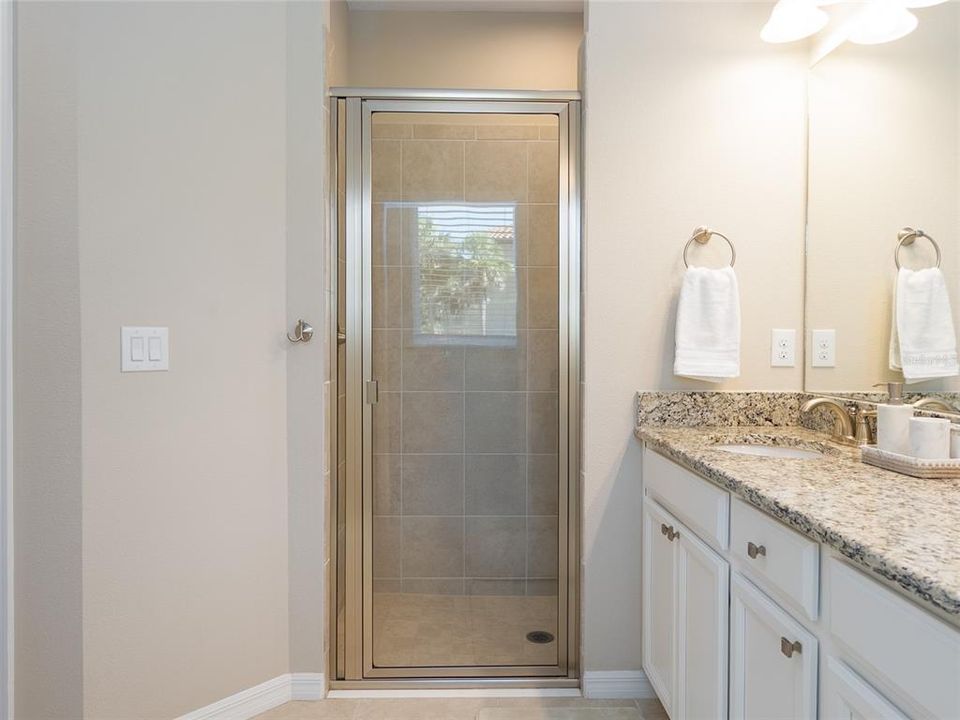 For Sale: $419,900 (2 beds, 2 baths, 1526 Square Feet)