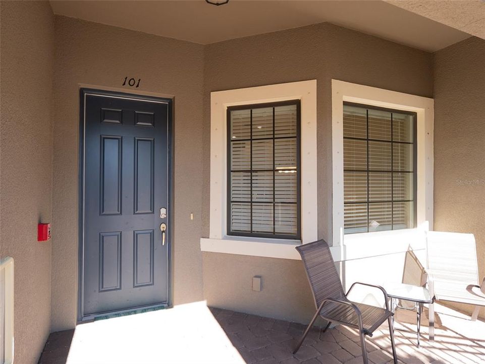For Sale: $419,900 (2 beds, 2 baths, 1526 Square Feet)