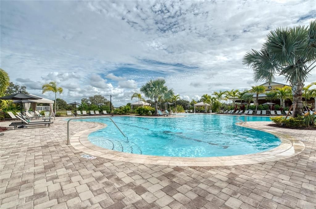 For Sale: $419,900 (2 beds, 2 baths, 1526 Square Feet)