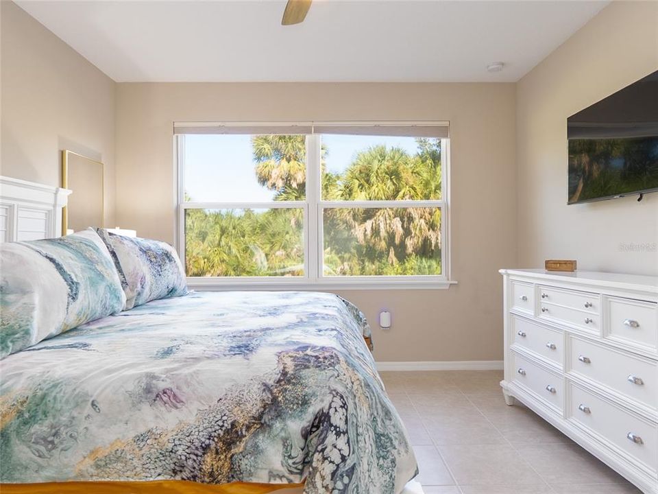 For Sale: $419,900 (2 beds, 2 baths, 1526 Square Feet)