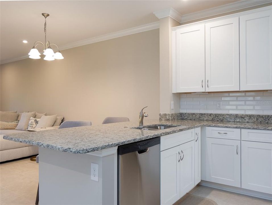 For Sale: $419,900 (2 beds, 2 baths, 1526 Square Feet)