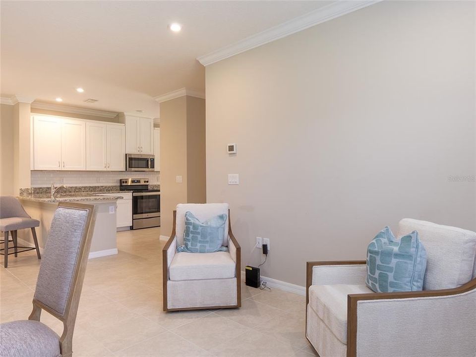 For Sale: $419,900 (2 beds, 2 baths, 1526 Square Feet)