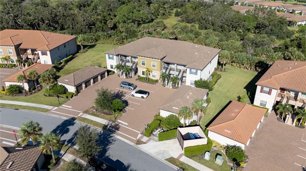 For Sale: $419,900 (2 beds, 2 baths, 1526 Square Feet)