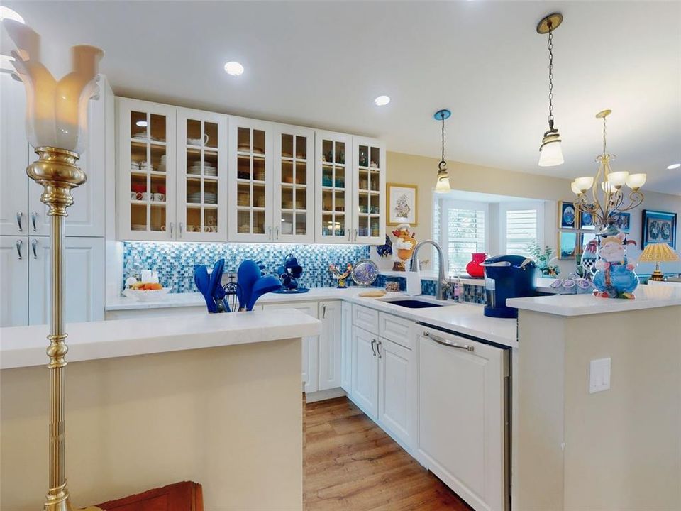 Active With Contract: $525,000 (2 beds, 2 baths, 1068 Square Feet)