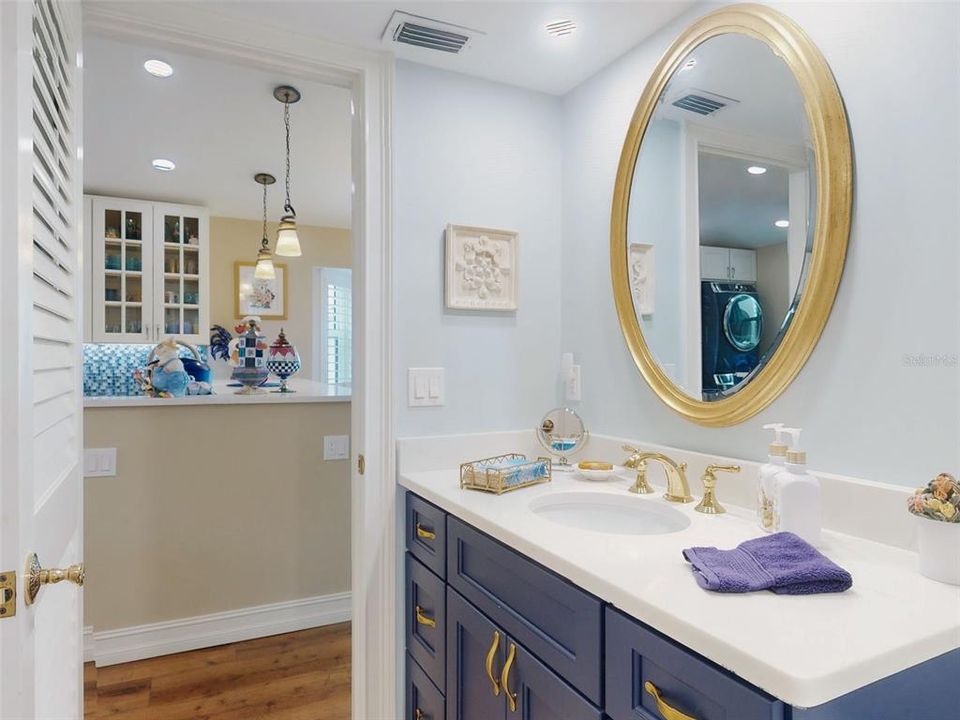 Active With Contract: $525,000 (2 beds, 2 baths, 1068 Square Feet)