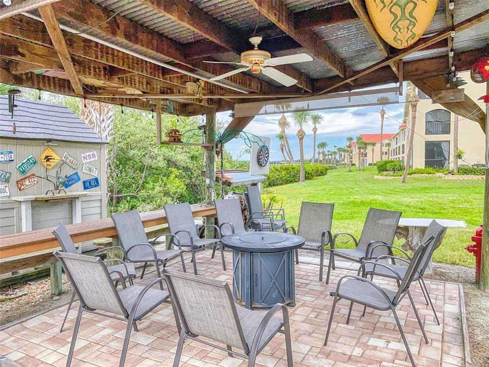 Active With Contract: $525,000 (2 beds, 2 baths, 1068 Square Feet)