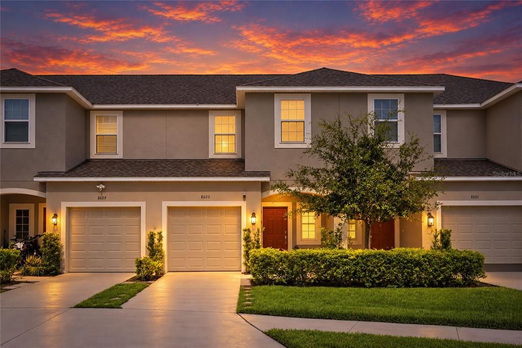 For Rent: $5,800 (3 beds, 2 baths, 1373 Square Feet)
