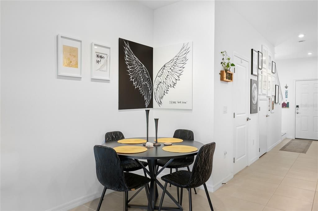 For Rent: $5,800 (3 beds, 2 baths, 1373 Square Feet)