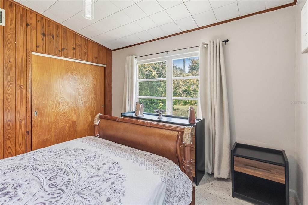 В аренду: $2,800 (2 спален, 1 ванн, 950 Квадратных фут)