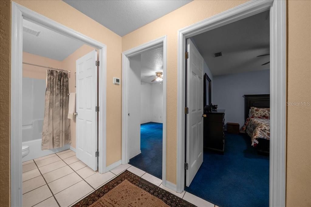 For Sale: $429,900 (4 beds, 3 baths, 1572 Square Feet)