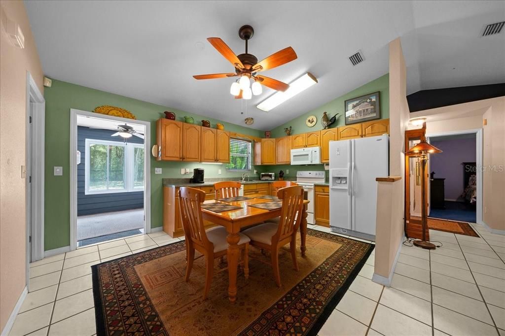 For Sale: $429,900 (4 beds, 3 baths, 1572 Square Feet)