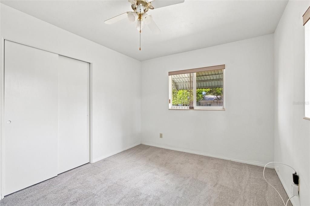 For Sale: $349,900 (3 beds, 2 baths, 1184 Square Feet)