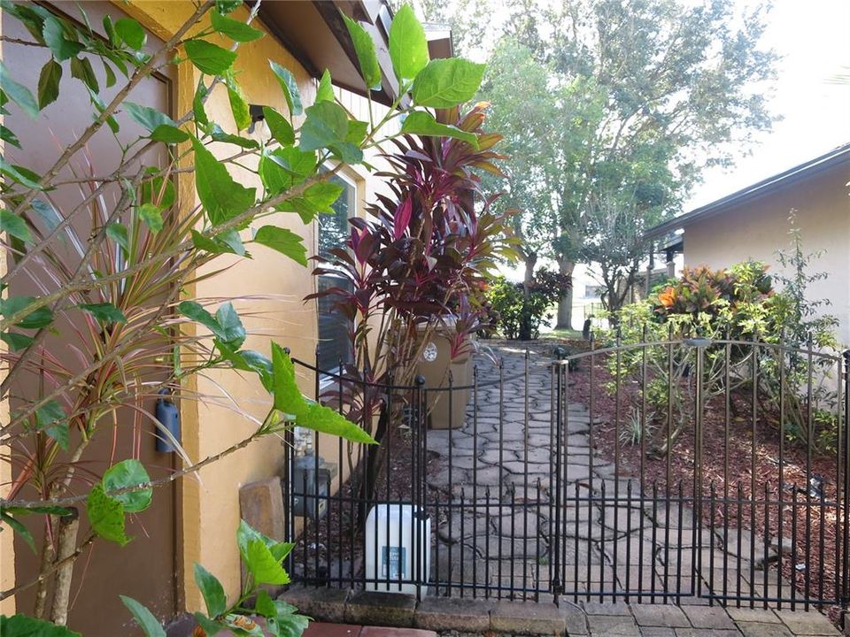En Venta: $398,000 (3 camas, 2 baños, 1410 Pies cuadrados)