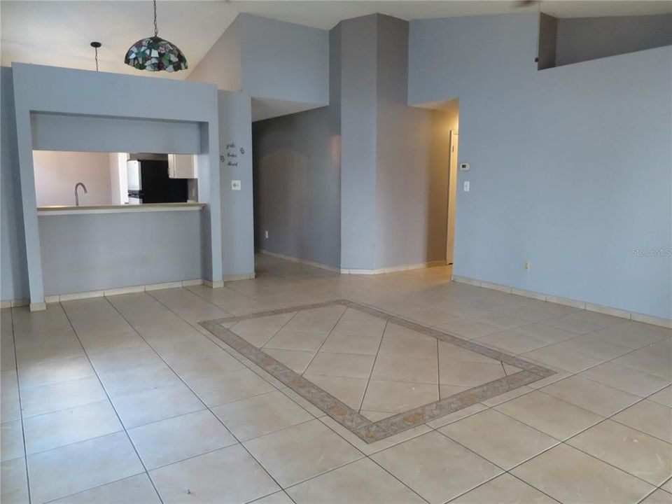 En Venta: $398,000 (3 camas, 2 baños, 1410 Pies cuadrados)