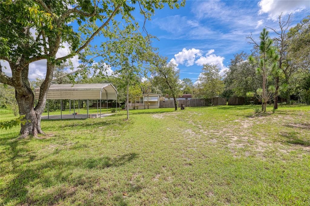 For Sale: $150,000 (2 beds, 1 baths, 672 Square Feet)