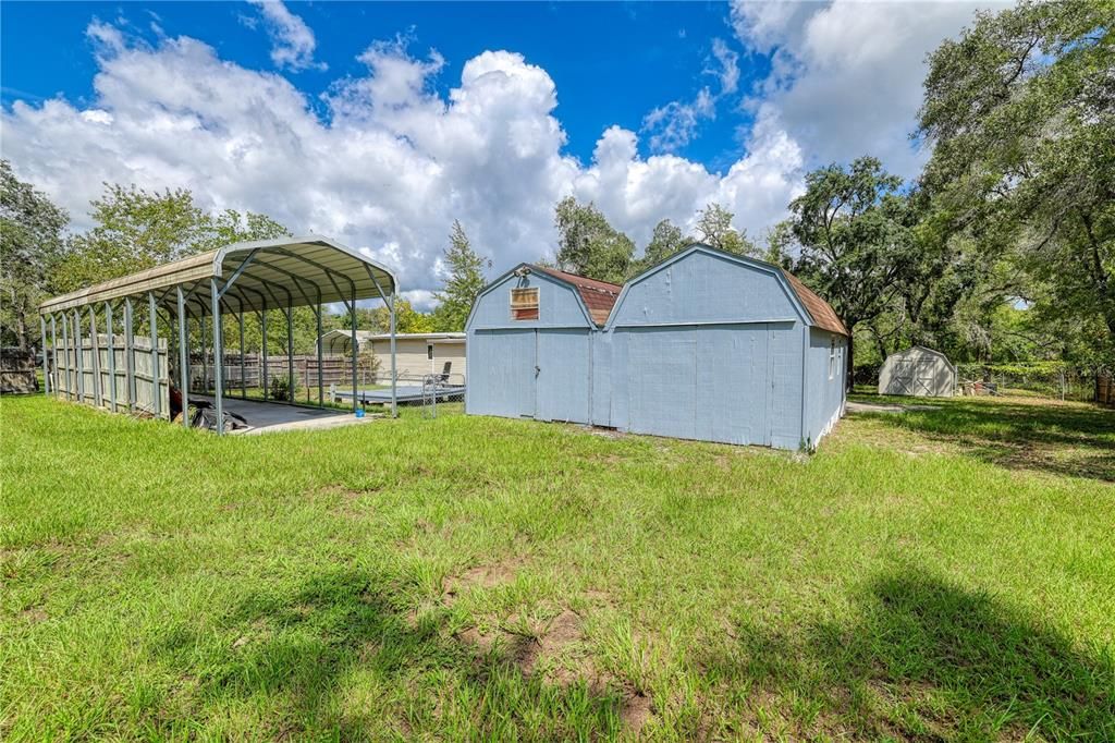 For Sale: $150,000 (2 beds, 1 baths, 672 Square Feet)