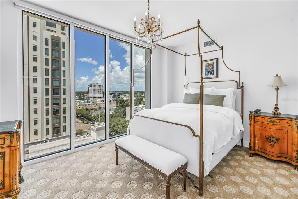 For Sale: $1,895,000 (3 beds, 3 baths, 2120 Square Feet)