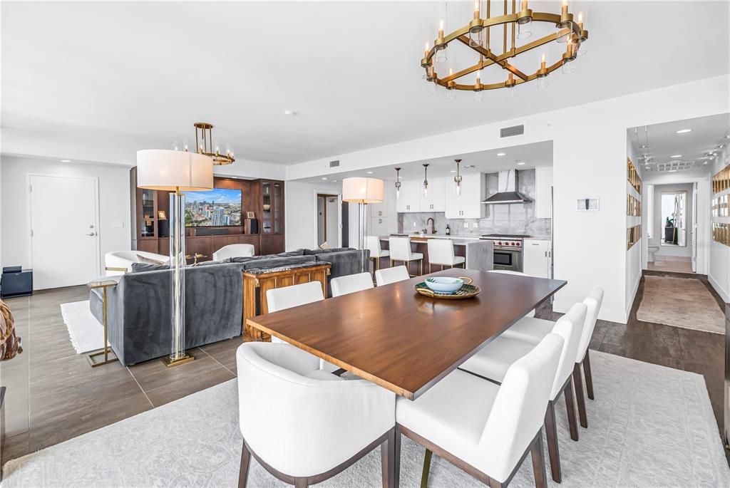 For Sale: $1,895,000 (3 beds, 3 baths, 2120 Square Feet)