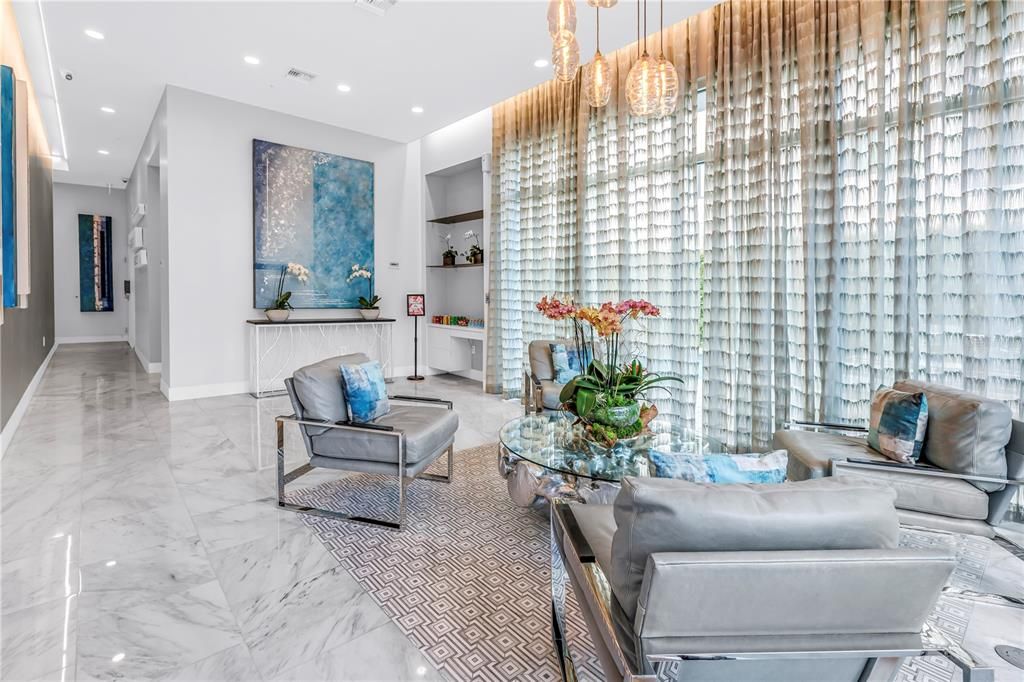 For Sale: $1,895,000 (3 beds, 3 baths, 2120 Square Feet)