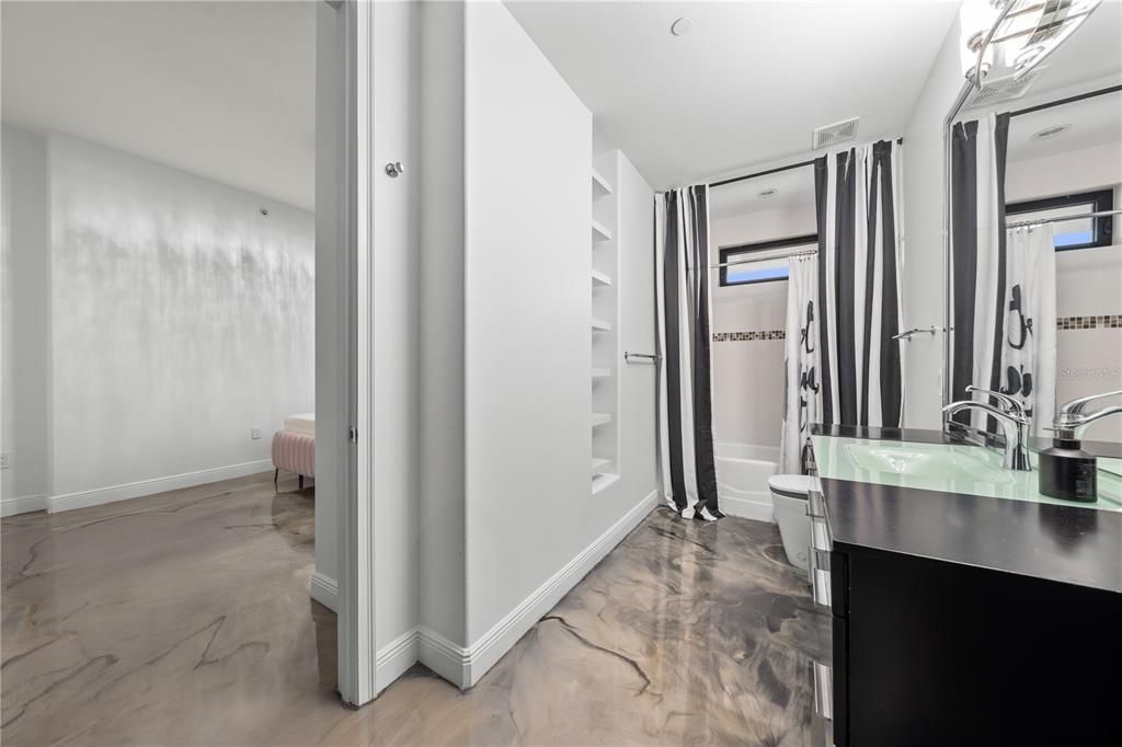 For Sale: $797,500 (4 beds, 3 baths, 3577 Square Feet)