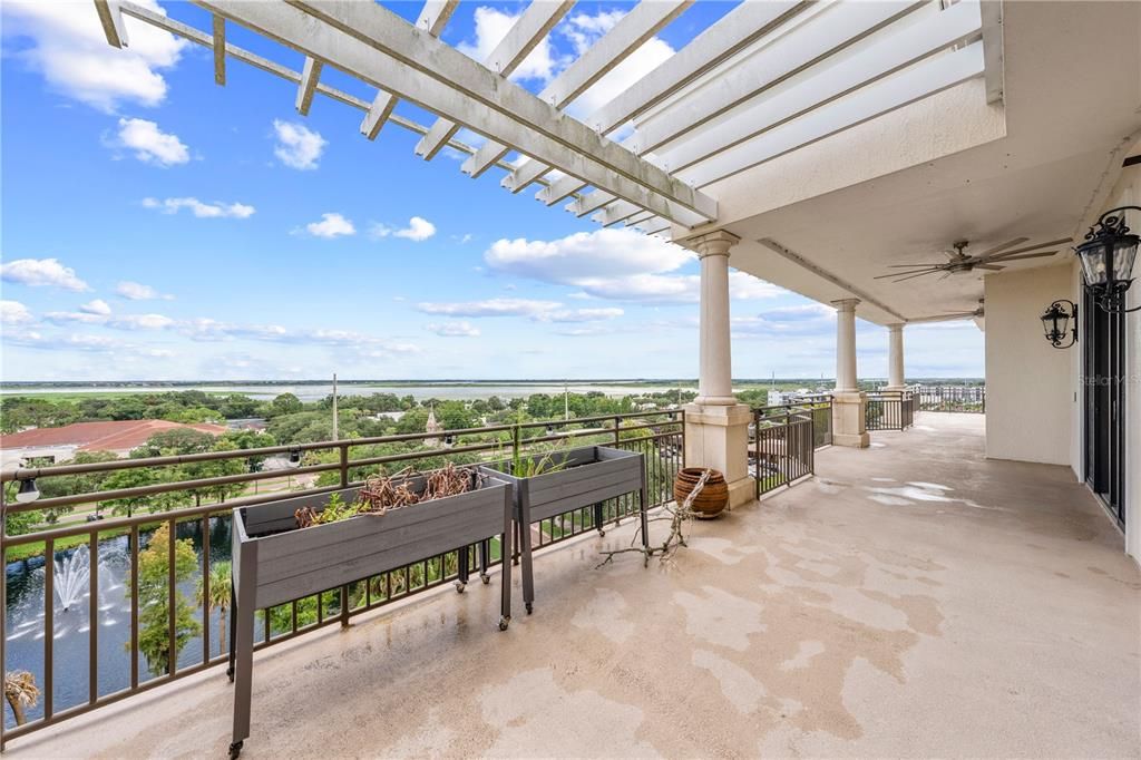 For Sale: $797,500 (4 beds, 3 baths, 3577 Square Feet)