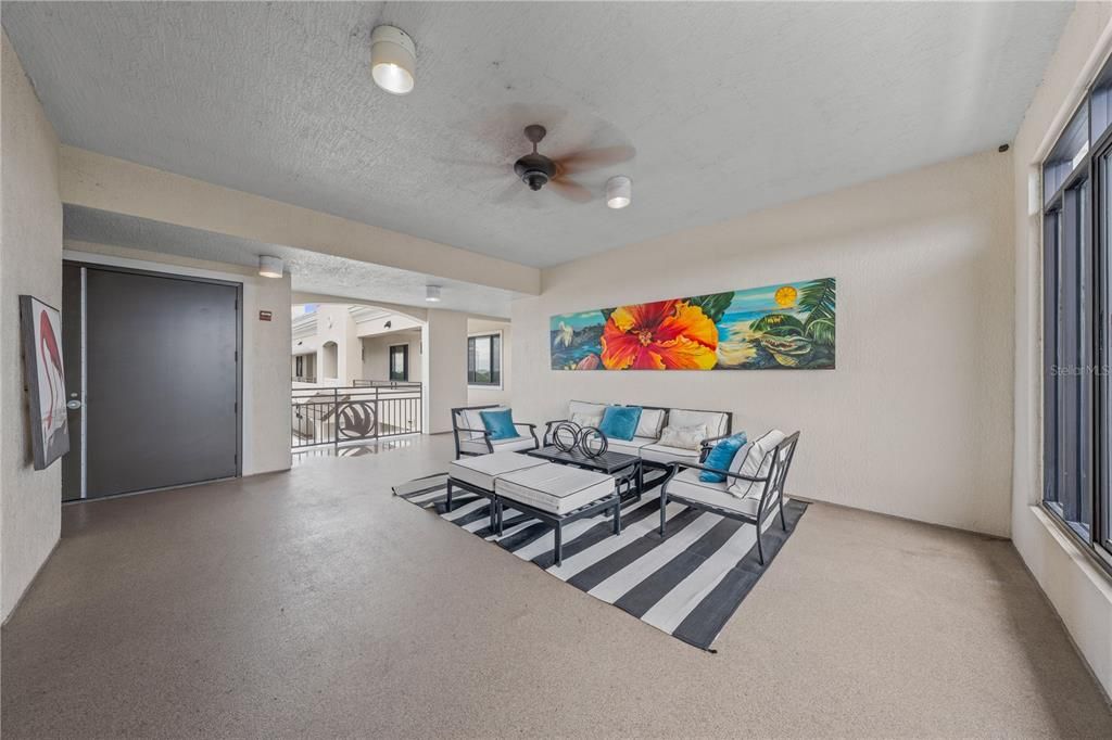 For Sale: $797,500 (4 beds, 3 baths, 3577 Square Feet)