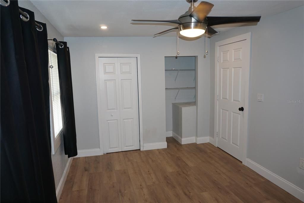 For Rent: $1,500 (2 beds, 1 baths, 868 Square Feet)