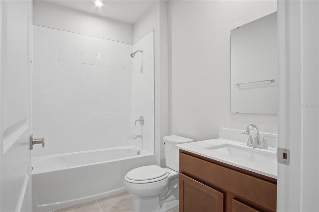 For Rent: $2,200 (4 beds, 2 baths, 1722 Square Feet)