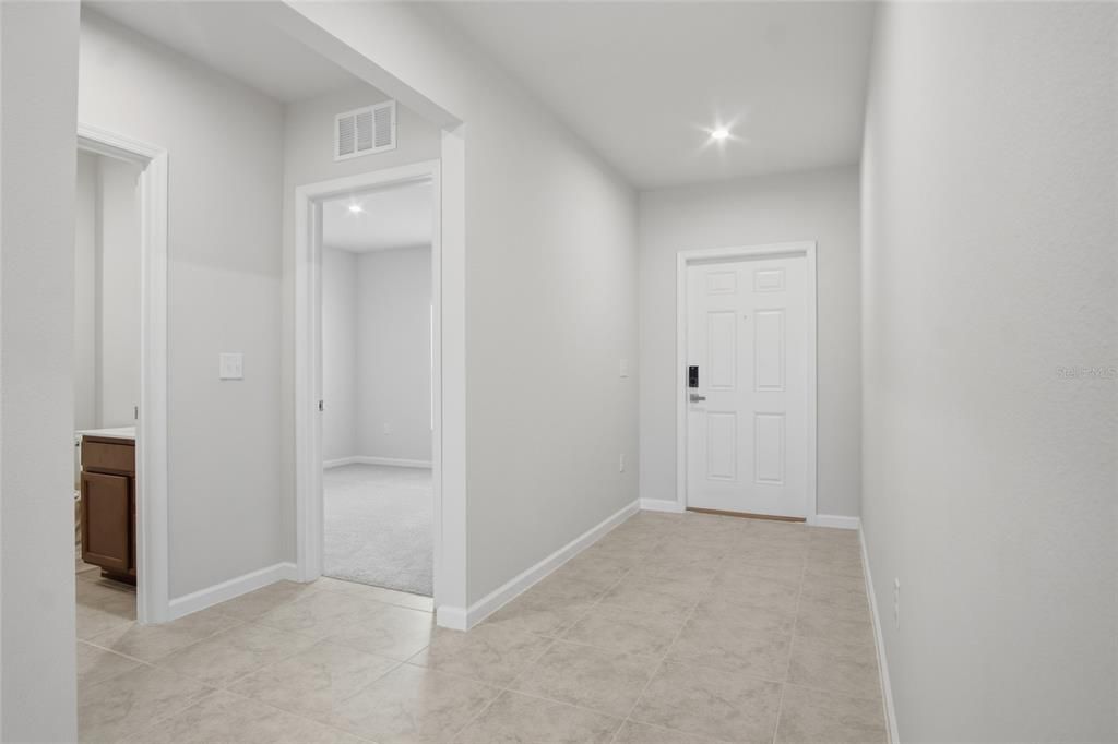 For Rent: $2,200 (4 beds, 2 baths, 1722 Square Feet)