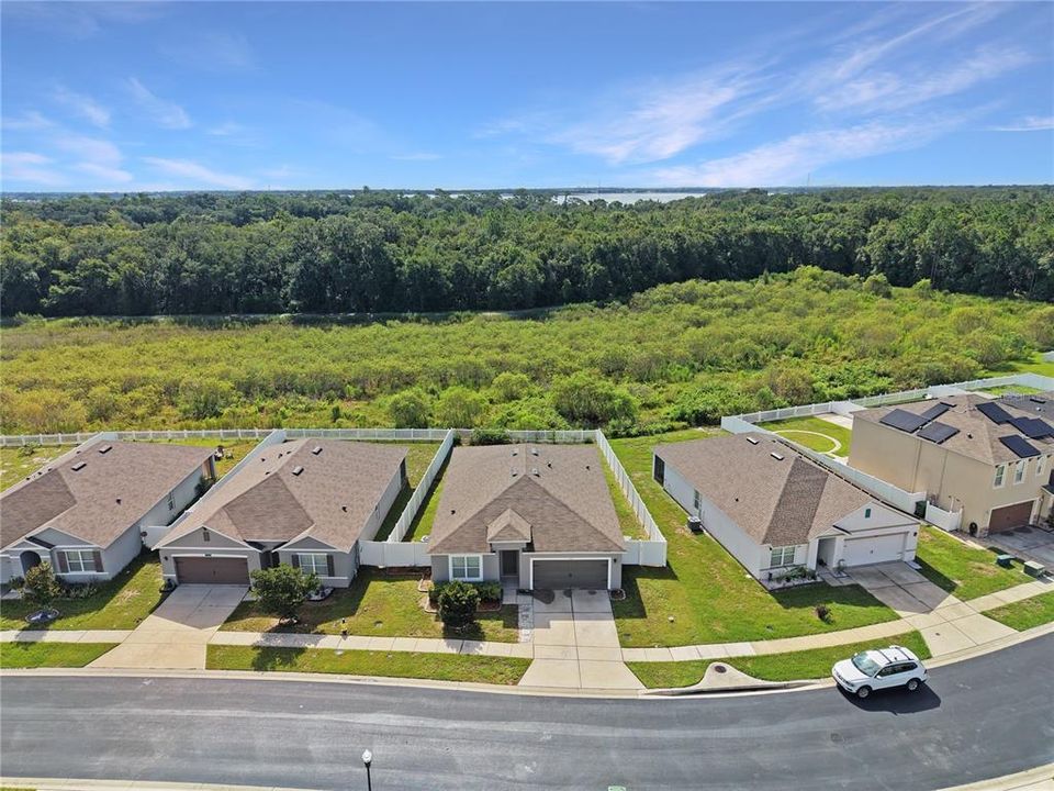 For Rent: $2,175 (4 beds, 2 baths, 1851 Square Feet)
