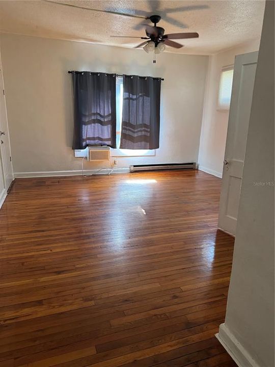 En Renta: $4,000 (4 camas, 4 baños, 1801 Pies cuadrados)