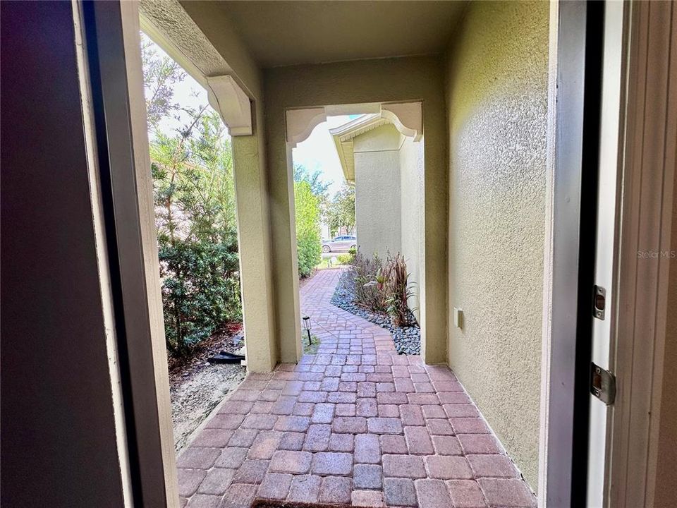 For Sale: $469,000 (3 beds, 2 baths, 1937 Square Feet)
