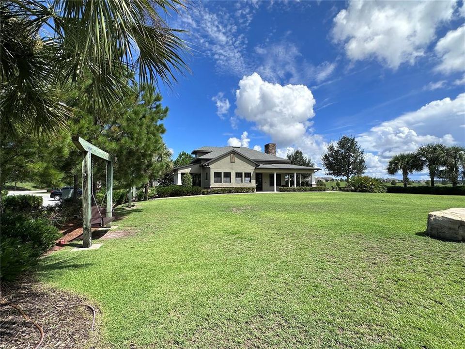 For Sale: $469,000 (3 beds, 2 baths, 1937 Square Feet)