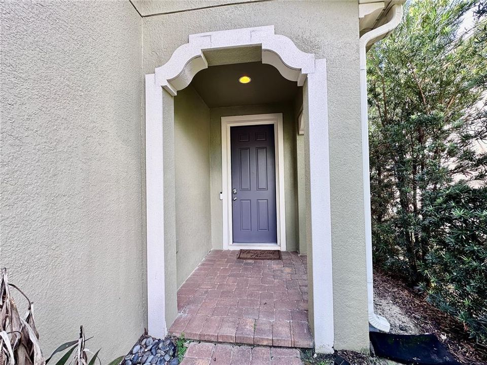 For Sale: $469,000 (3 beds, 2 baths, 1937 Square Feet)