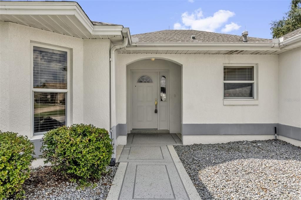 For Sale: $469,900 (3 beds, 2 baths, 1884 Square Feet)