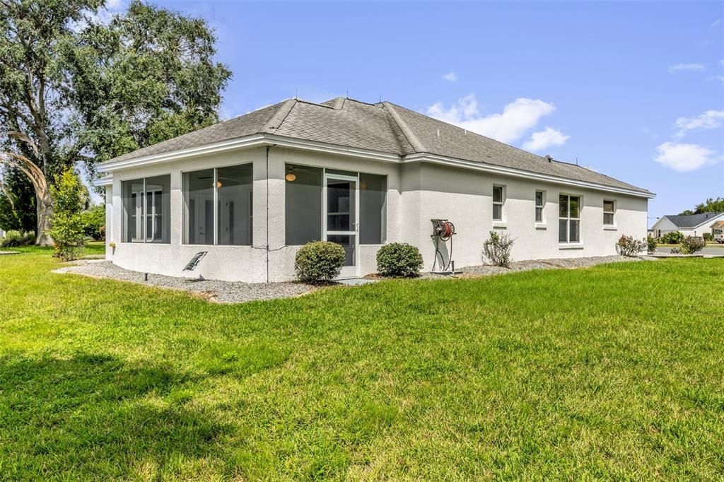 For Sale: $469,900 (3 beds, 2 baths, 1884 Square Feet)