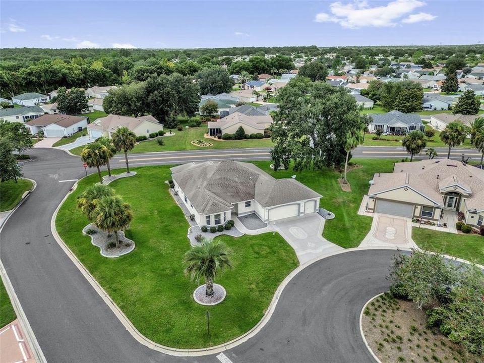 For Sale: $469,900 (3 beds, 2 baths, 1884 Square Feet)