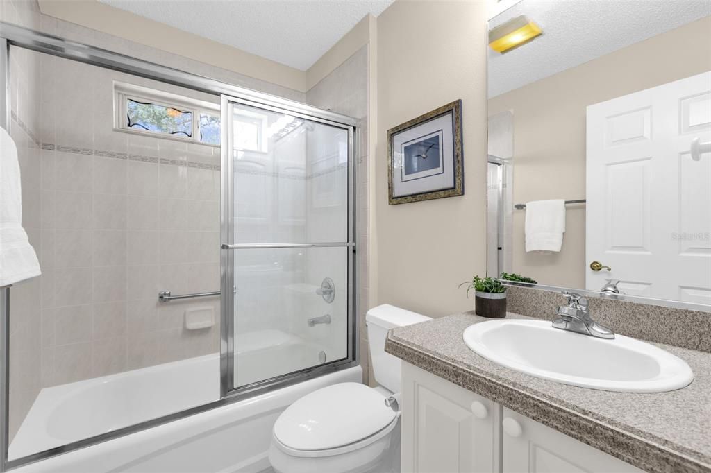 For Sale: $469,900 (3 beds, 2 baths, 1884 Square Feet)