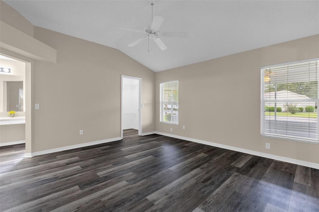 For Sale: $469,900 (3 beds, 2 baths, 1884 Square Feet)