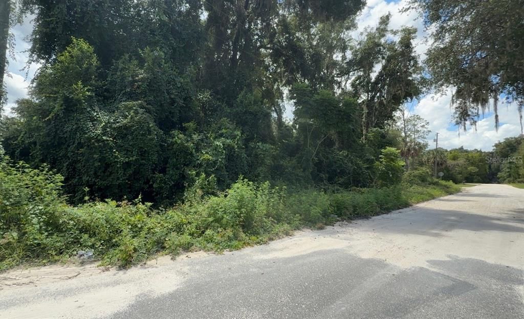 На продажу: $24,500 (0.53 acres)